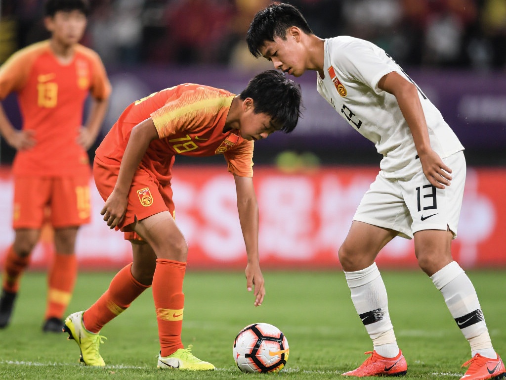 中的表现充 中的表现充